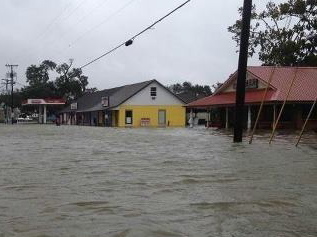 Intersection of Hwy. 21 & Hwy. 22 in Madisonville. 